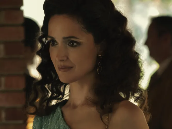 Thumbnail Rose Byrne: Unveiling the Beauty by JoeyTaker1 in the PrettyGirls Category