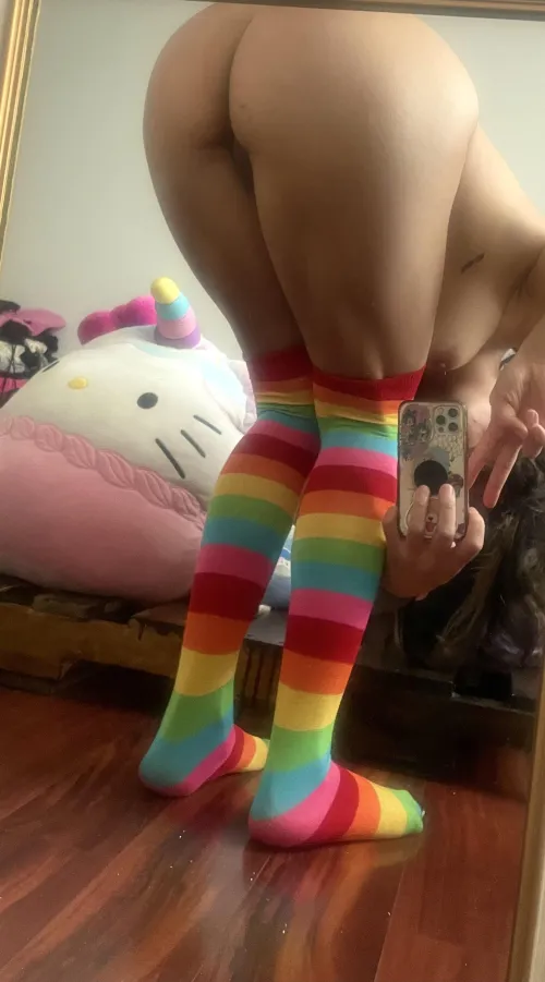 Thumbnail Rainbow Socks Delight: A Colorful Choice | plushyyuli