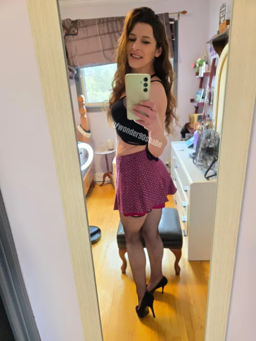 Thumbnail Instagram Insight: wonder90sbabe | InstagramHotties Category