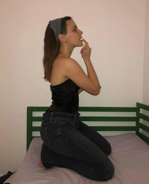 Thumbnail Dafne Keen: Channeling Divine Feminine | Amandafff
