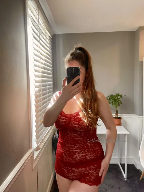 Thumbnail Silky Allure: KatieTK's Ponytail Elegance