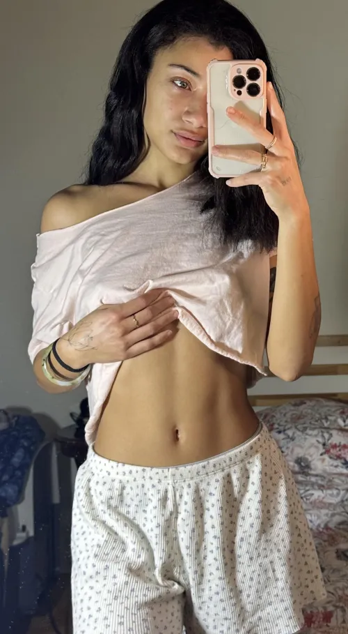 Thumbnail Midweek Delight: Joyful Moments with MulberryGlum4991 from EbonyCuties