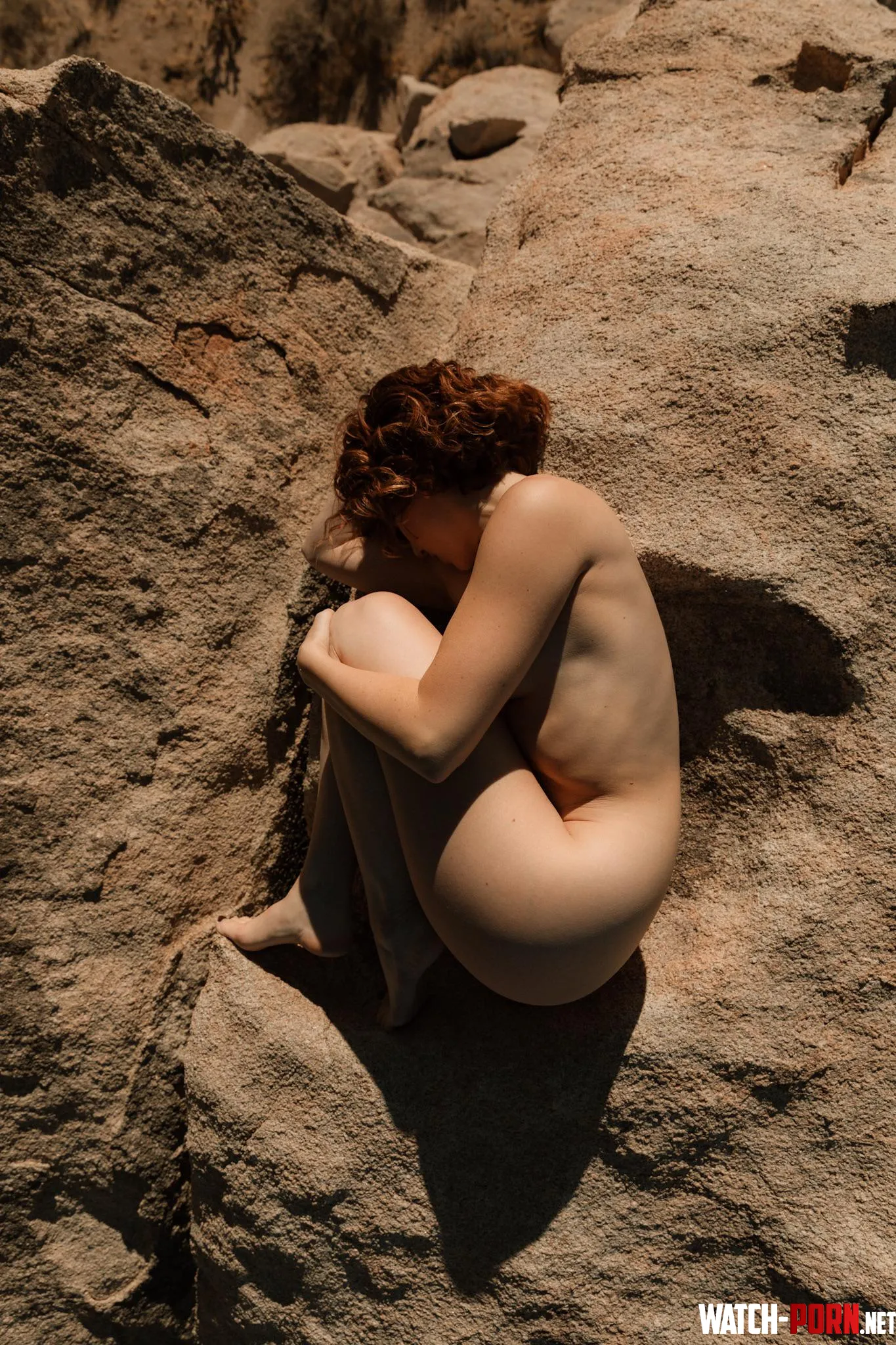 Samantha in the Desert by mrtz_photo