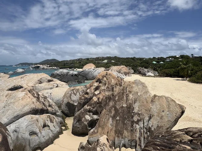 Thumbnail NotFatDrewCarey Soaks in Spring Bay, Virgin Gorda BVI