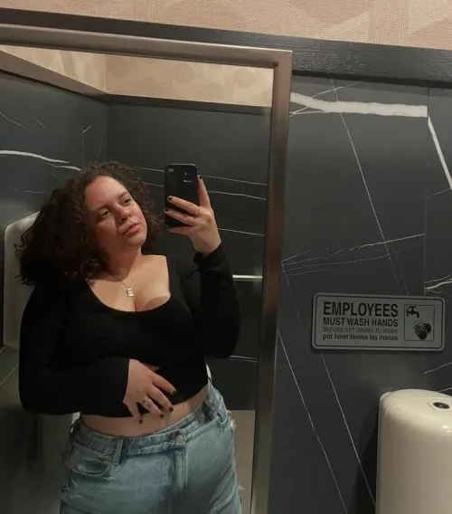 Thumbnail Social Media Prowess: cutie0728 | InstagramHotties Category