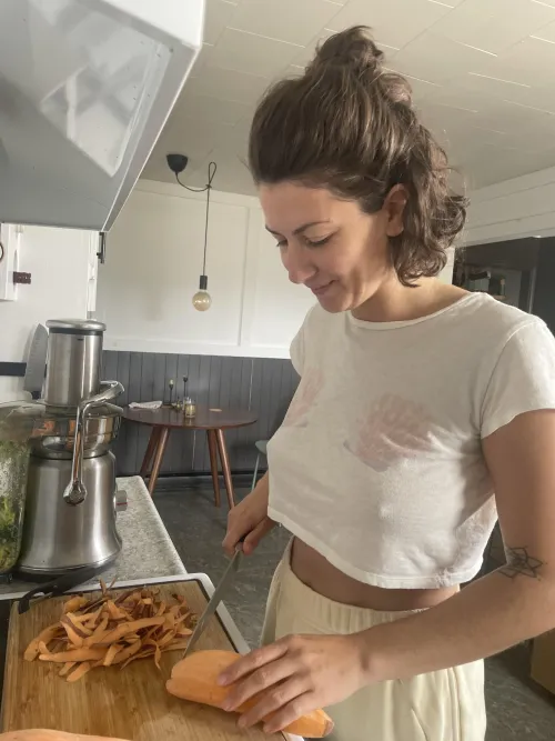 Thumbnail maplesyrup_girl's Breakfast Surprise in Pokies Exposed