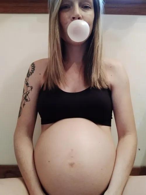 Thumbnail Anticipating Arrival - Read about Pregnancy Journey on PreggoPorn by PregnantGlow