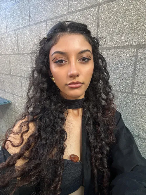 Thumbnail Indian and Maori Fusion in MixedRaceGirls Scene