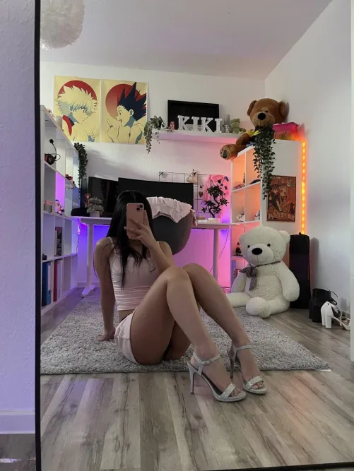 Thumbnail Short and Stylish: Perfecting the Look by pandakikii | nsfwoutfits