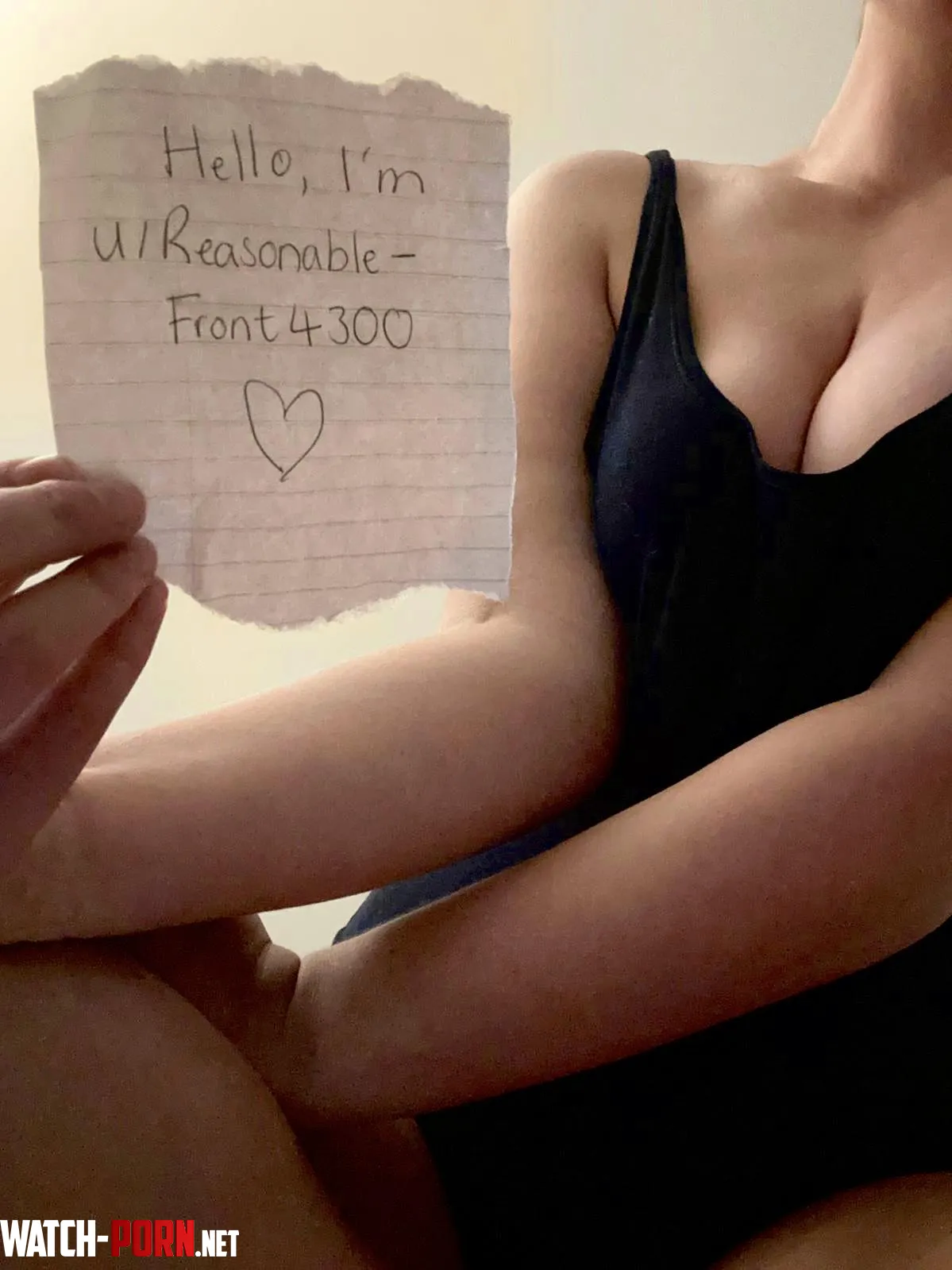 F Im real and really horny and I want to show off to horny men No strings by Reasonable-Front4300