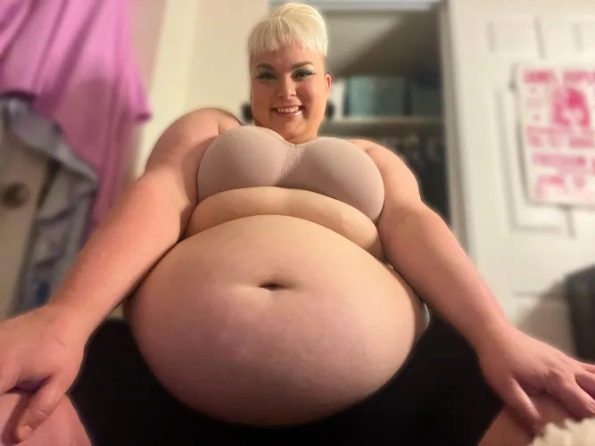 Thumbnail Bike Shorts vs. Big Belly: A Revealing Encounter | Chubby_Lovey24