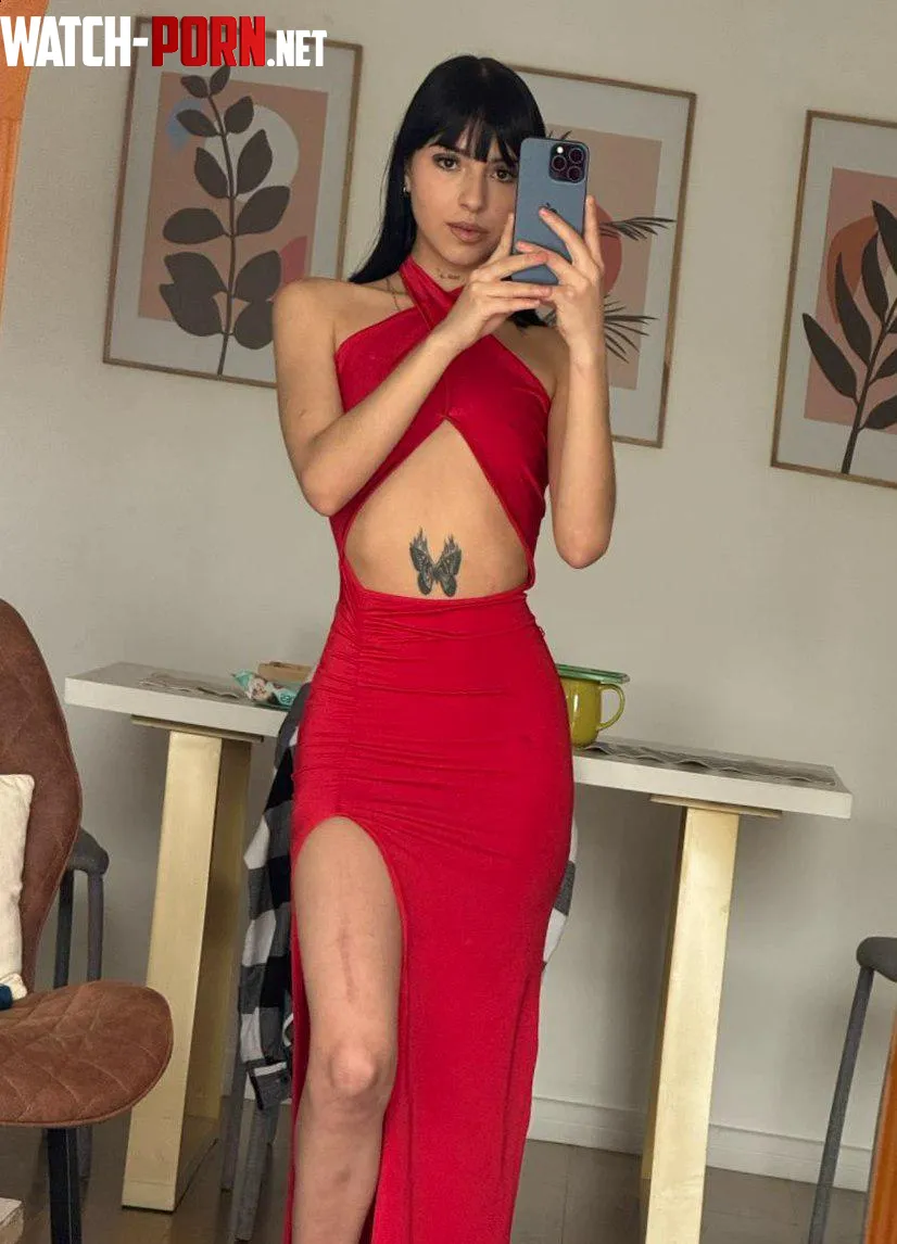 I think red looks good on me by palelily22