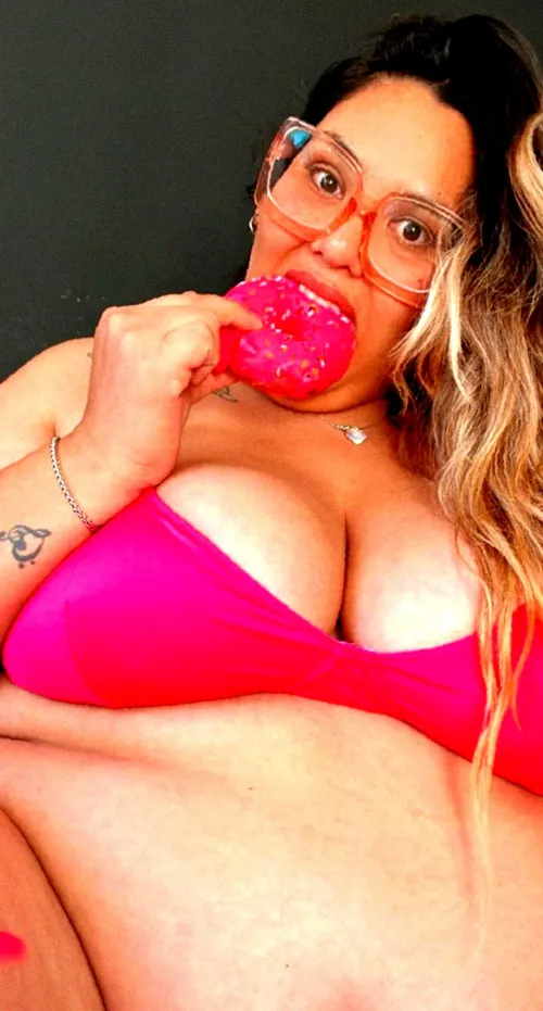 Thumbnail Indulging in Donuts: Feed Me Until I'm Full - babbybubu's Stuffers Journey