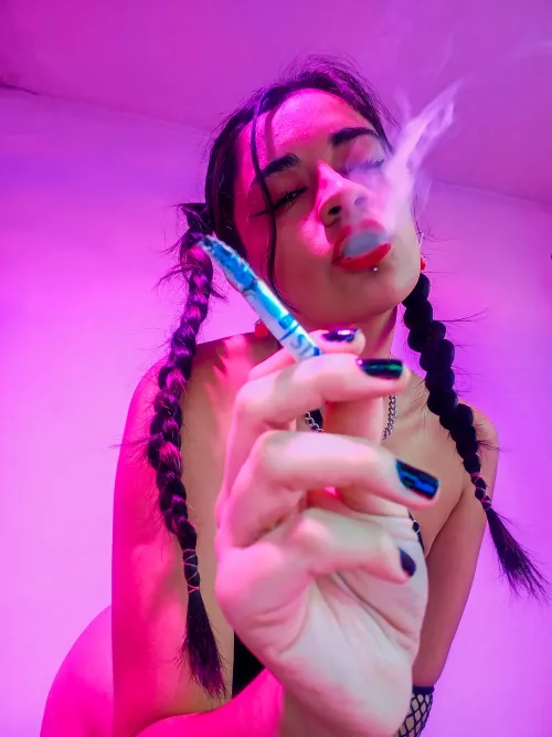 Thumbnail In Need of a New Ashtray: godsavelilith's Bold Fetish Statement