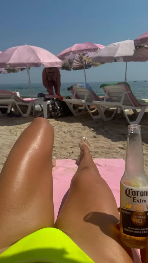Thumbnail BikiniBodies: Tanning and Enjoying a Beer by snakesteps
