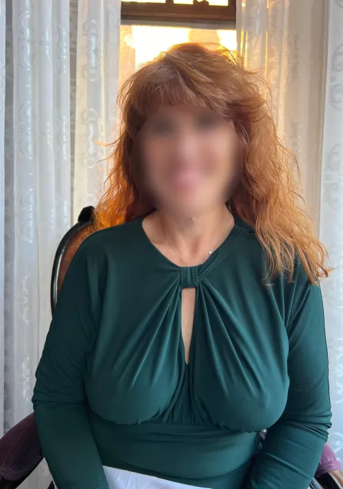 Thumbnail A Braless Invite to a Sensational Dinner Experience | rapture_rose69