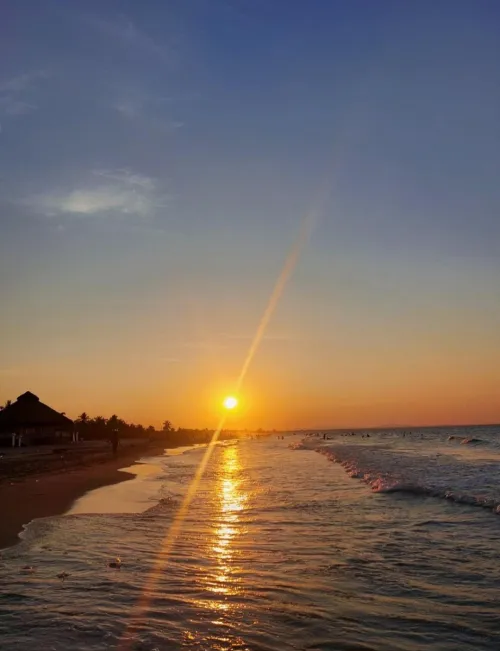 Thumbnail at-wilshire Explores the Beauty of Tela Honduras Beach