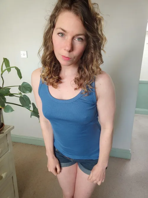 Thumbnail Feeling Cute in Blue - A Stylish Braless Look | Tabs_Open