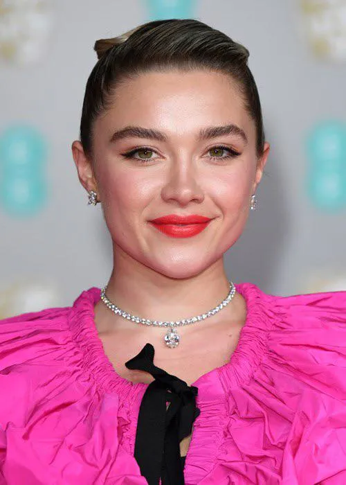 Thumbnail opal__orchid Introduces Florence Pugh: Beauty in Simplicity