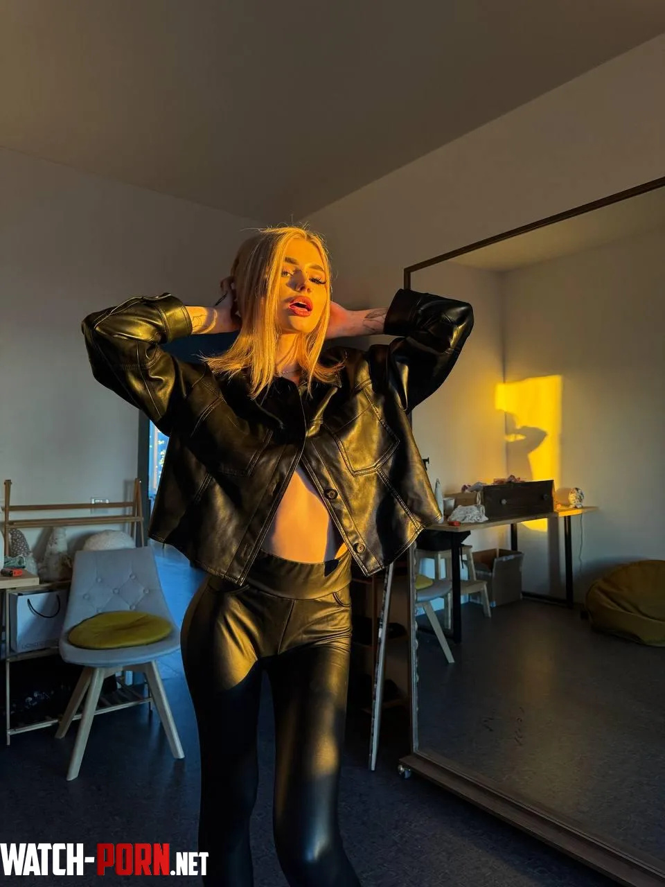 Leather things make me even more beautiful by xjadiexbaddiex