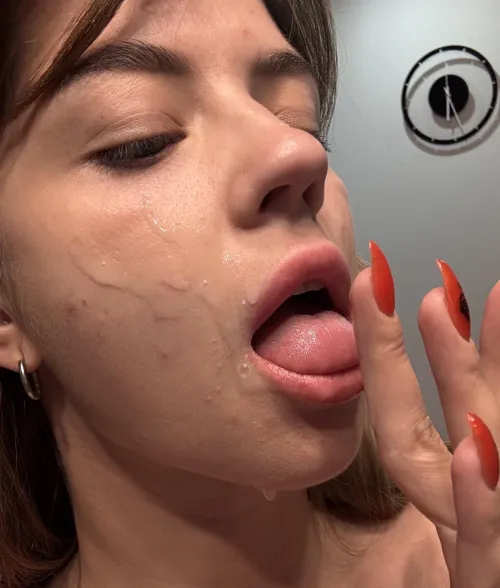 Thumbnail Elegance with a Twist: When Cum Adorns My Face by Jairdrag