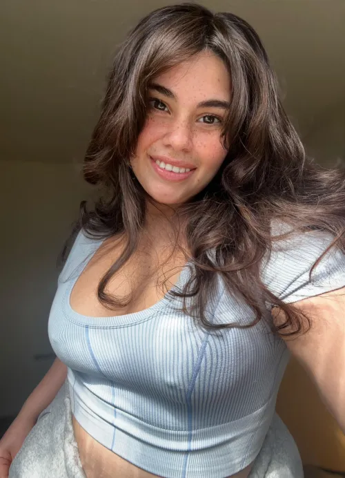 Thumbnail Unveiling the Braless Beauty Within | mollyzedolly