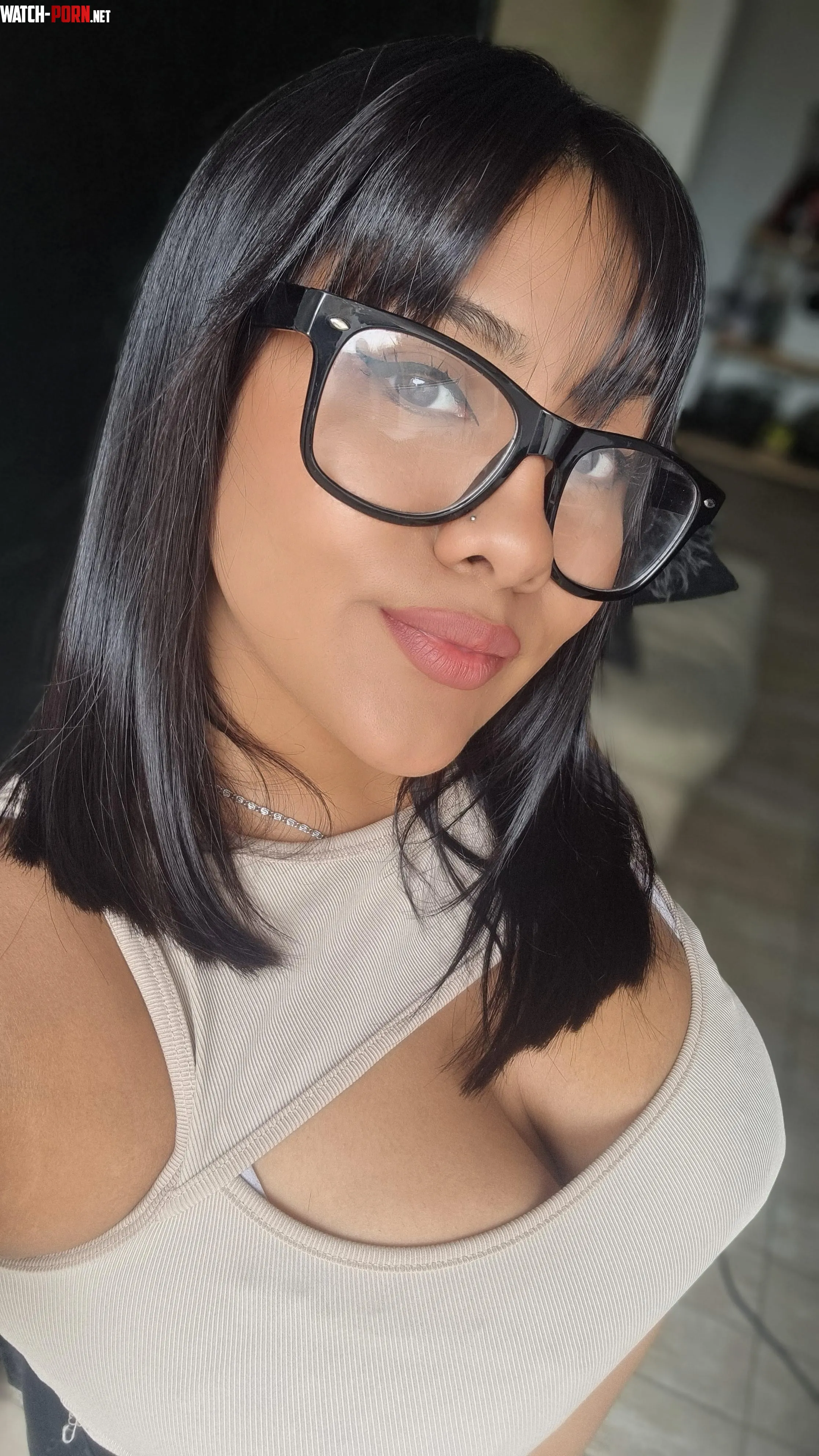 I have a cute face but Im very horny by universoxx