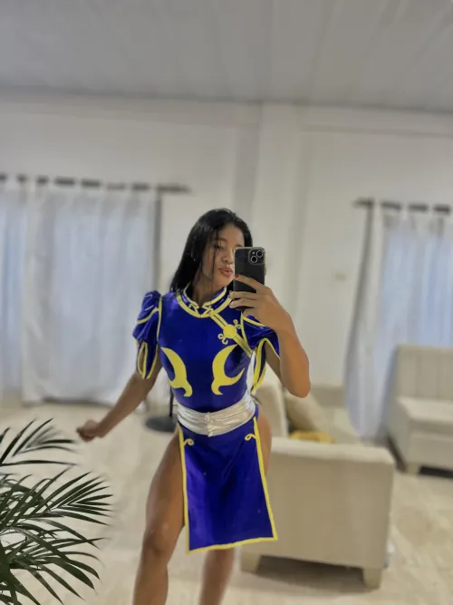 Thumbnail Chun Li from Street Fighter Shines in NSFWCostumes