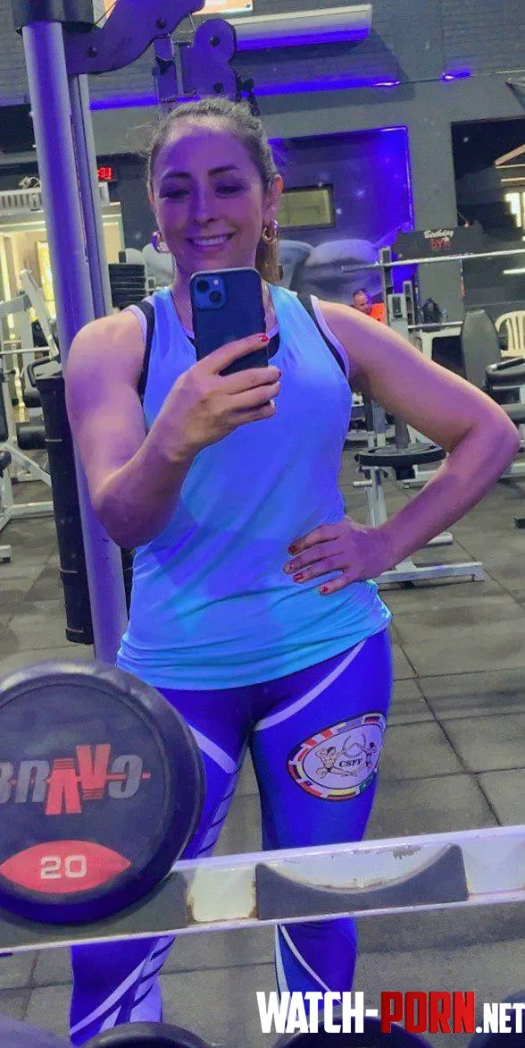 Always start the day in leggings by girlypinkyx