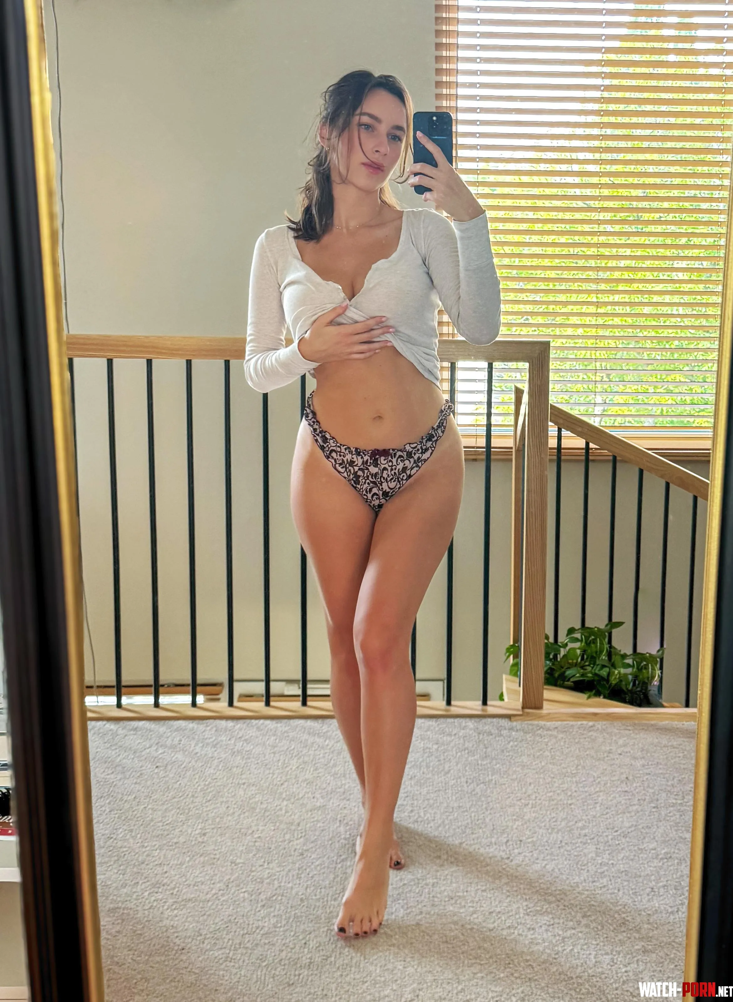 Adorable mirror selfie by mini_mimixx