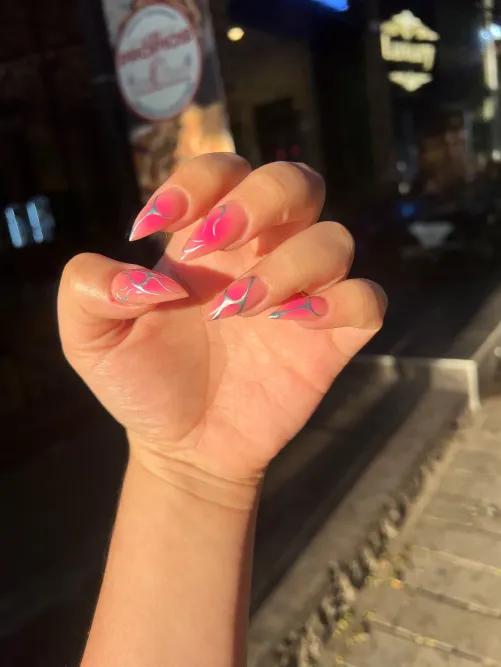 Thumbnail Sharp Nails Power: ambersmith20's Bedroom Secrets | nailFetish