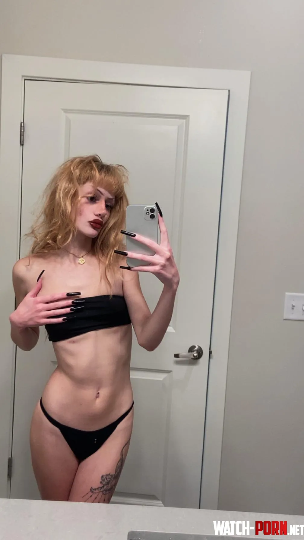 hiii u want content  by girl-9
