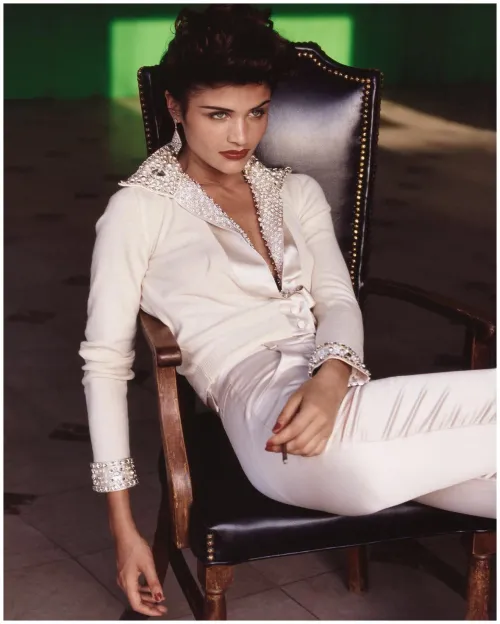 Thumbnail Helena Christensen: Radiating Model Beauty by bil_sabab
