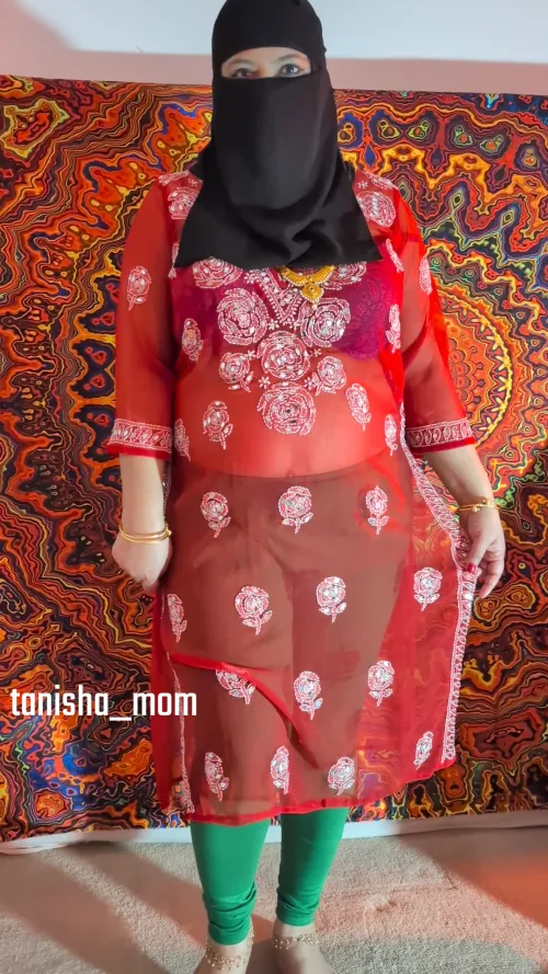 Thumbnail Rewarding Encounters: tanisha_mom's BWC Fantasy