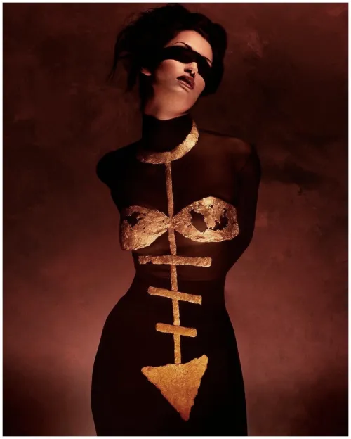 Thumbnail Yasmeen Ghauri: A Model's Enchantment by bil_sabab