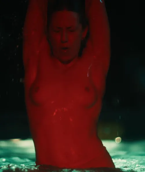 Thumbnail lastnameinthebox Presents Captivating Insights into Carrie Coon in CelebsNaked