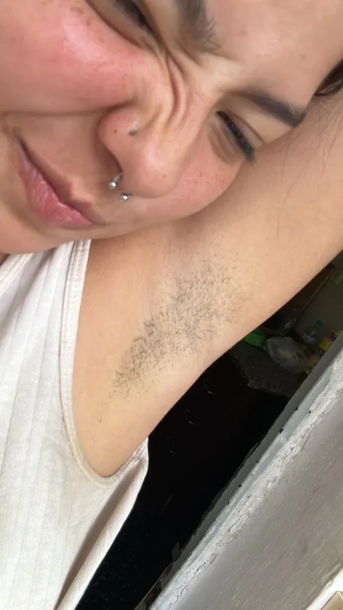 Thumbnail Dealing with Armpit Insecurities by notmoreloverr in armpitfetish Category