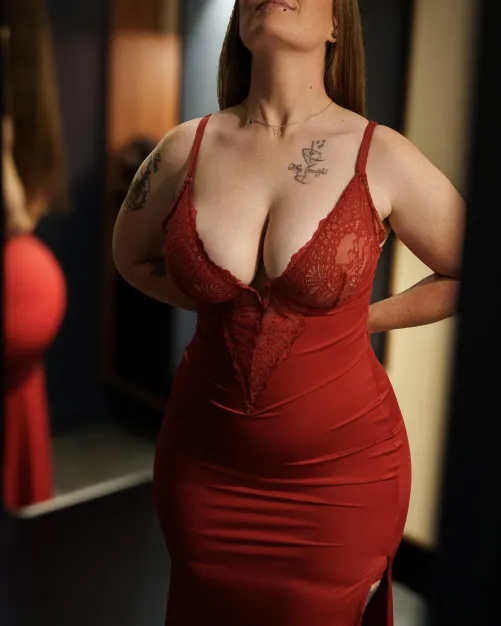 Thumbnail Dress Passion: Siren_call_'s TightDress Adoration Unveiled