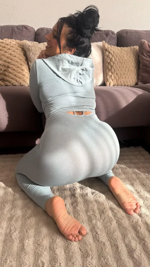Thumbnail Seductive Butt Vibes: A BubbleButts Affair by Galadriel69_