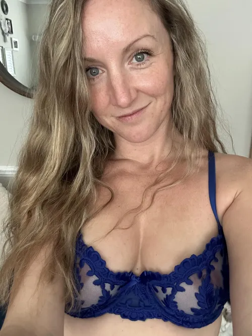 Thumbnail Seductive in Blue: Unveiling My Blue-Green Eyes by Hot_sexy_wifexx