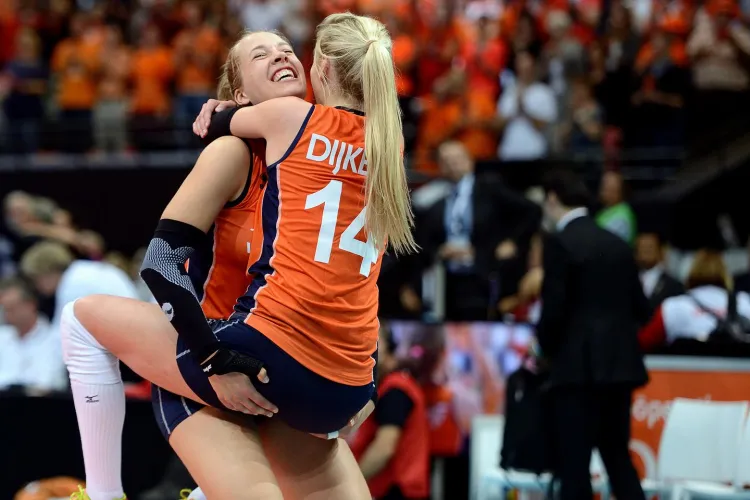 Thumbnail Discover Laura Dijkema's Volleyball Journey by ledothoilull