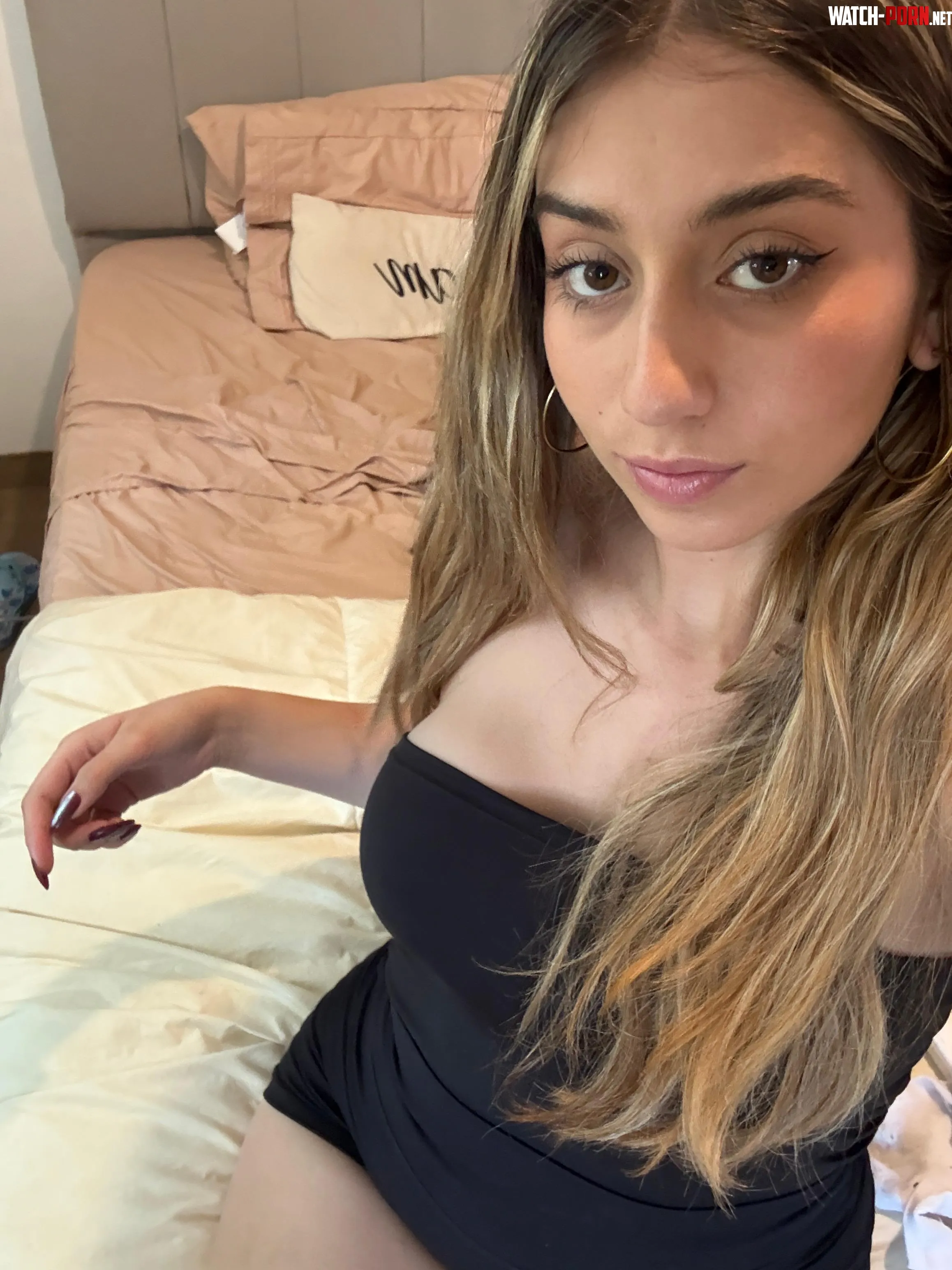 Are you into little petite latinas by Common_Street_802