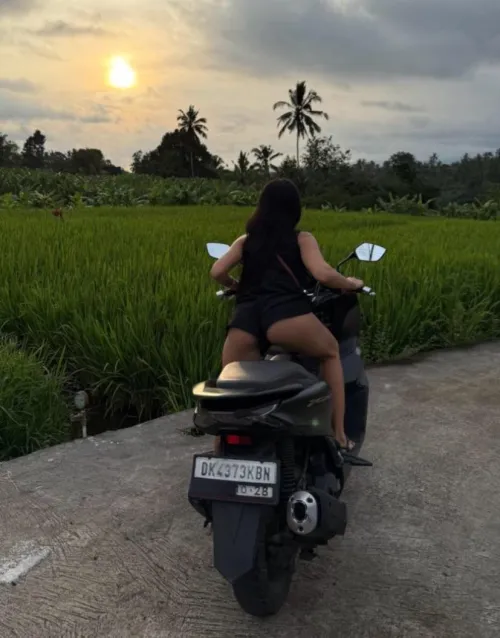 Thumbnail Outdoor Adventures: MonicaGoddess's Question Awaits