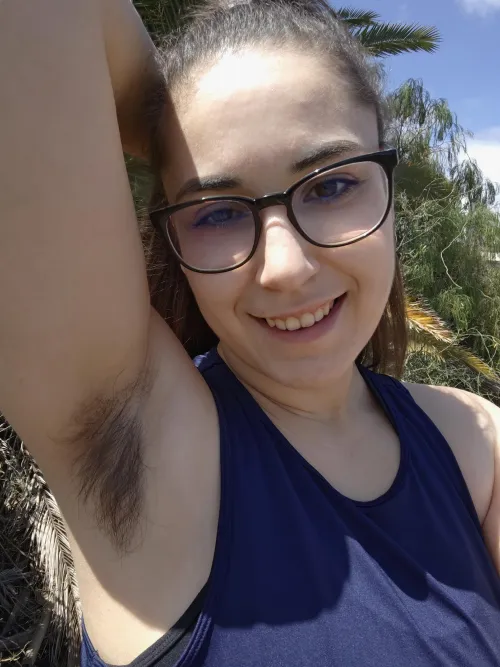 Thumbnail Showing Off Hairy Pits: Unleashing Your Armpit Fetish with chelseak22