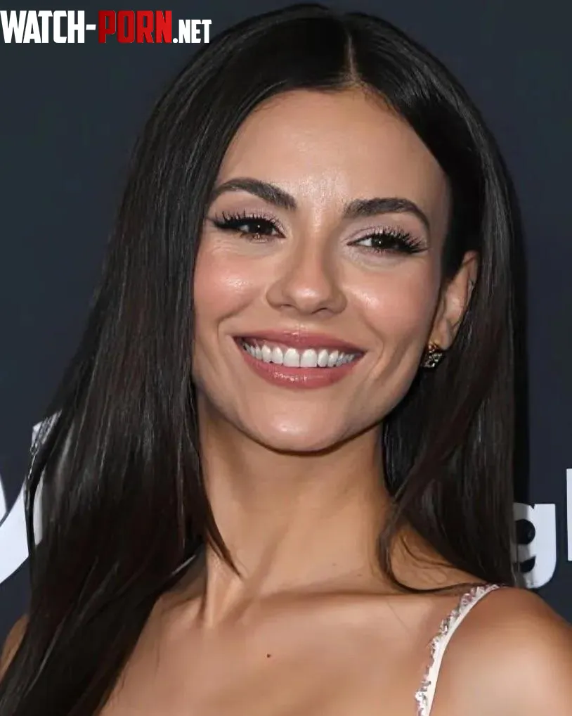 Victoria Justice by Ken789gh