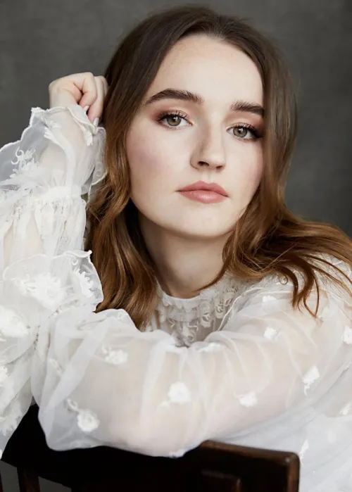 Thumbnail Kaitlyn Dever: Unveiling PrettyGirls with chanchan_iceman