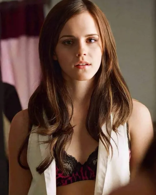 Thumbnail CelebsGW Spotlight: Emma Watson by Positive-Article-654