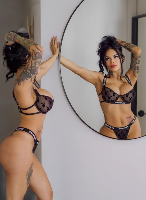 Thumbnail vanessaaav__ Highlights Reddit's Roundest Bolton Tits | boltedontits