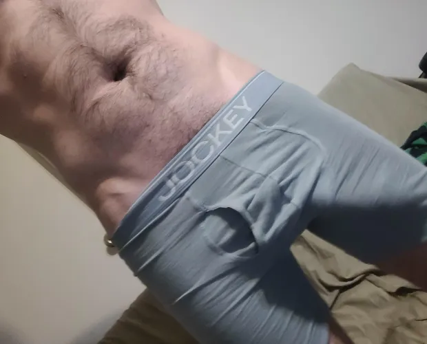 Thumbnail Straight but Curious: throwsveryfaraway Talks Bulges