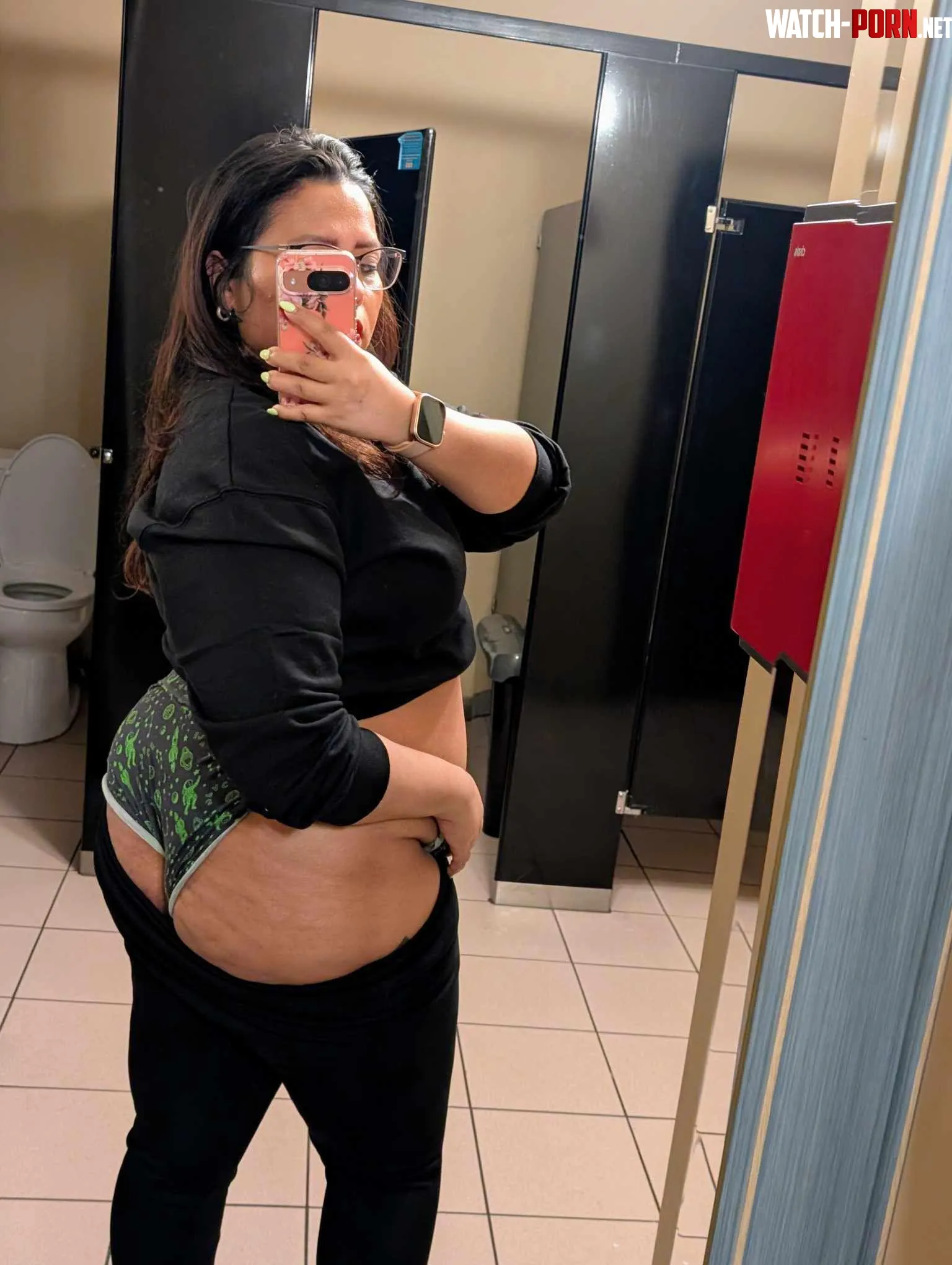 When you love your cellulite so much you show it off in a public washroom by the_czar_got_cake